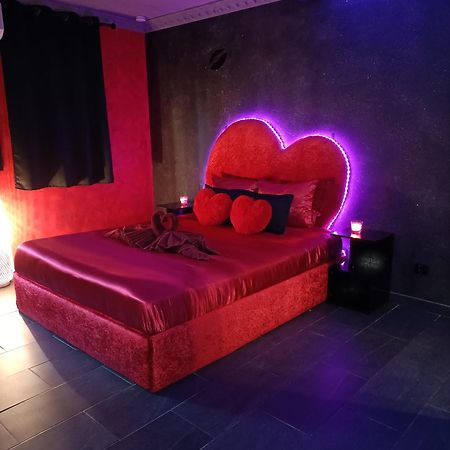 L'Instant Romance Le Romantique Кастельнодарі Екстер'єр фото